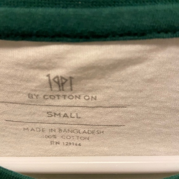 Cotton on baseball shirt - Picture 2 of 3